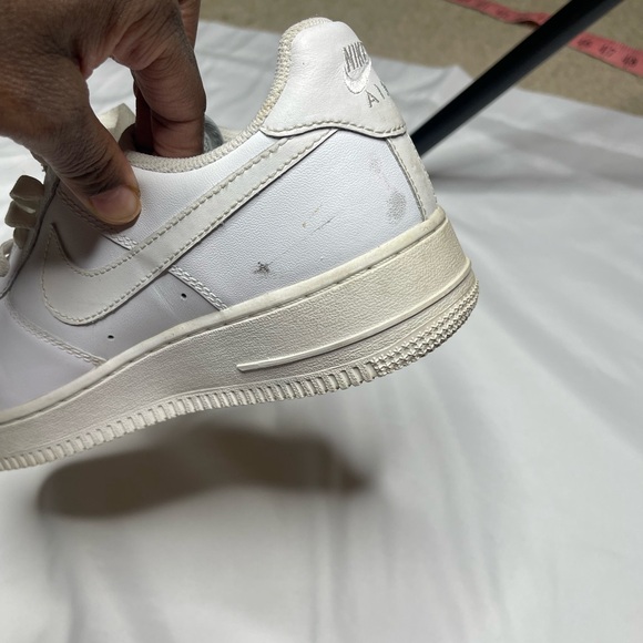 Air Force 1s size 7.5 gently worn. - Picture 11 of 12
